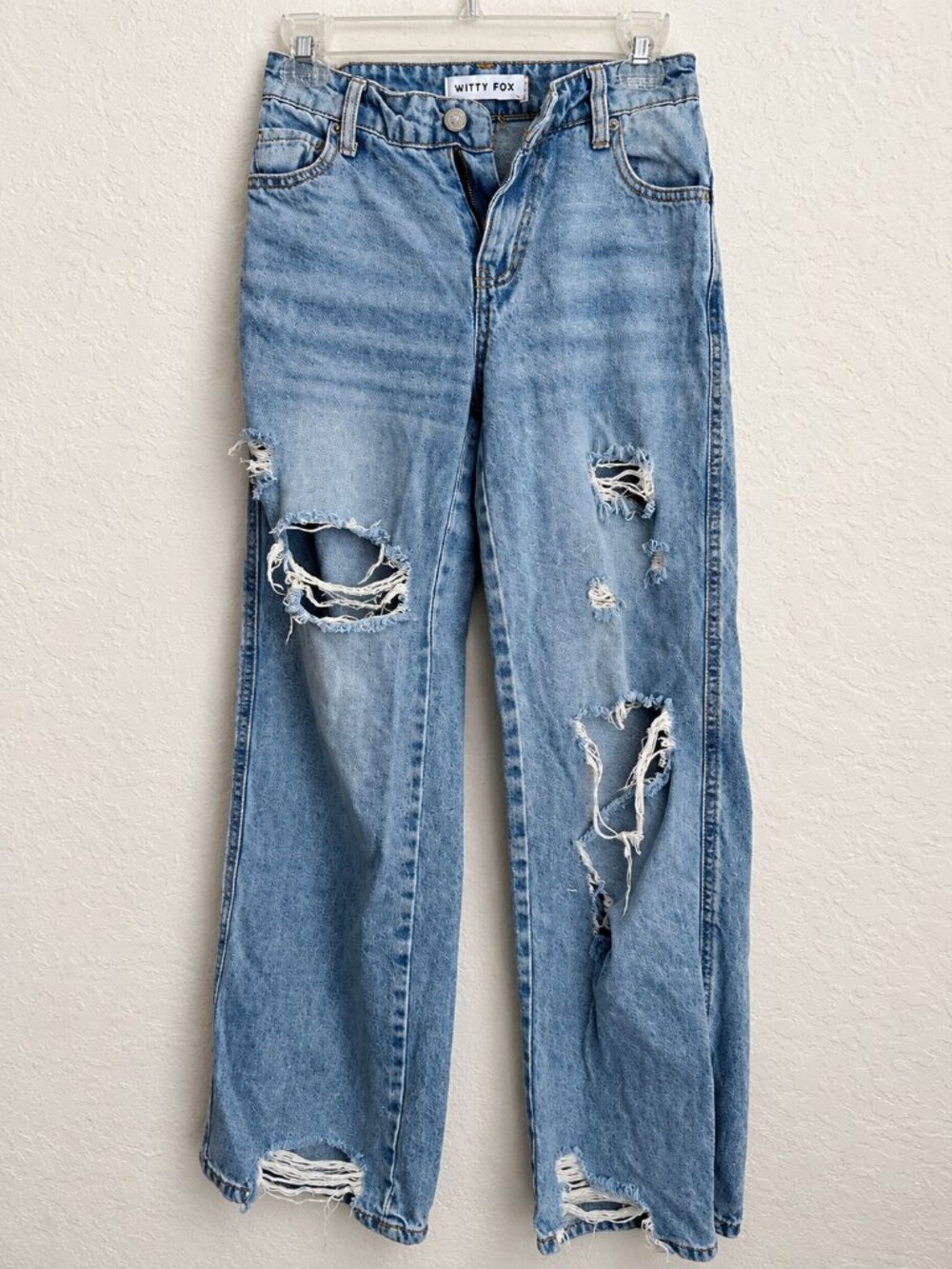 Witty Fox Size 0/24 Distressed Ripped Baggy Boyfriend Jeans.   (A)